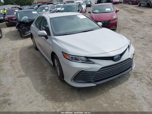 Salvage Toyota Camry Image