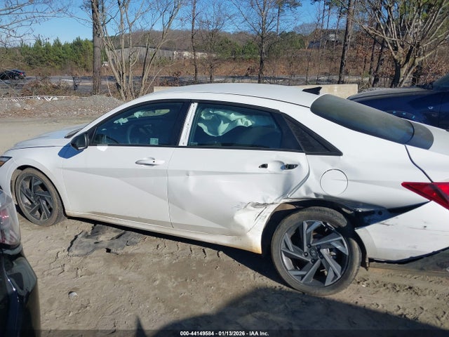 Hyundai ELANTRA Sel Sport