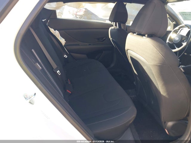 Hyundai ELANTRA Sel Sport