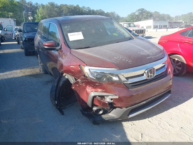 Salvage Honda Pilot Image