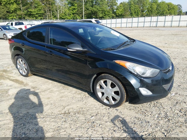 Salvage Hyundai ELANTRA Image