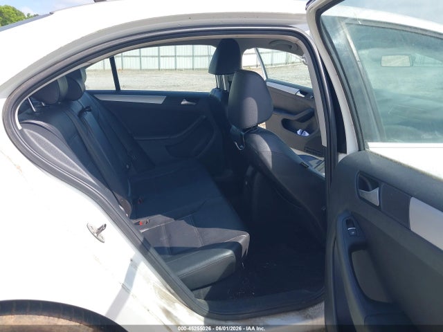 Volkswagen Jetta 1.8t Se
