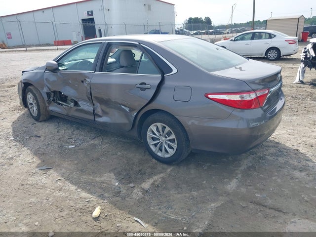 Toyota Camry Le