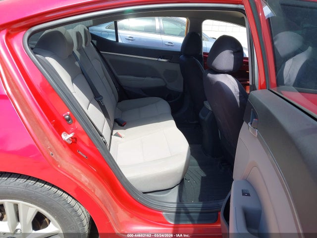 Hyundai ELANTRA Sel