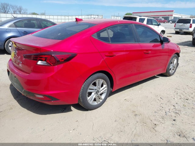 Hyundai ELANTRA Sel