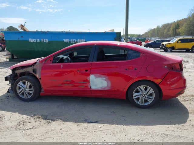 Hyundai ELANTRA Sel