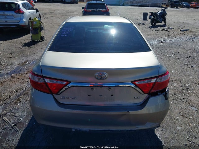 Toyota Camry Le