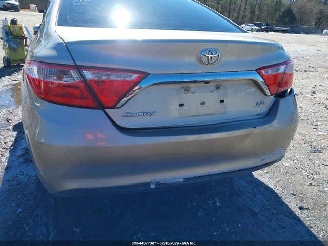 Toyota Camry Le