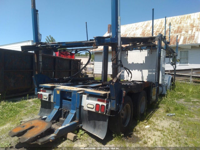 Peterbilt 365