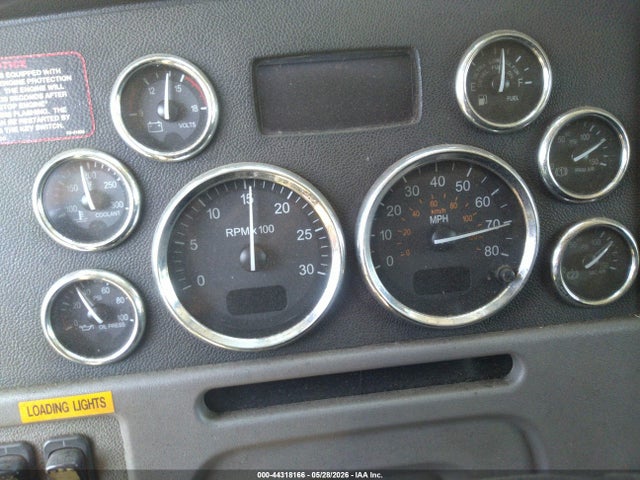 Peterbilt 365