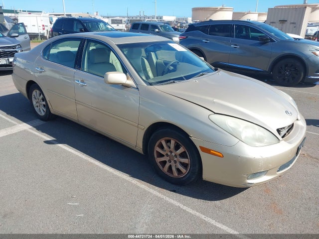 Salvage Lexus Es Image