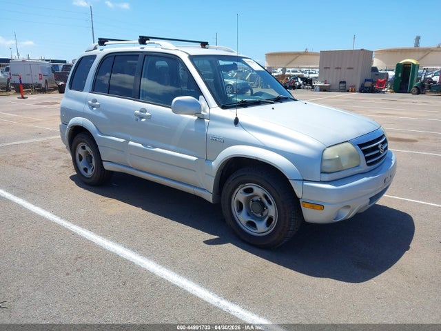 Salvage Suzuki Grand Vitara Image