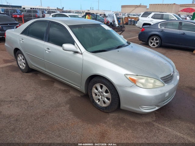 Salvage Toyota Camry Image