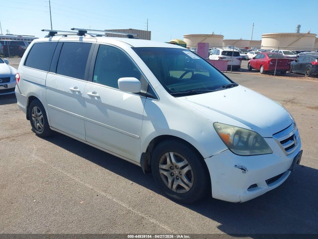 Salvage Honda Odyssey Image