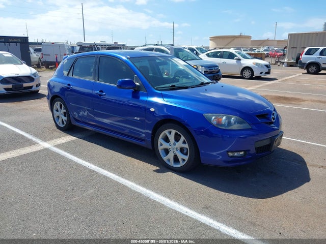 Salvage Mazda Mazda3 Image