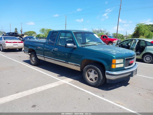 Salvage GMC Sierra Image