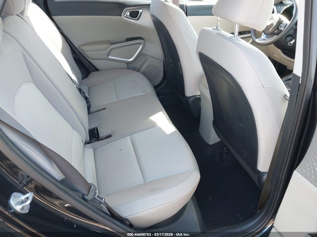Kia Soul Lx