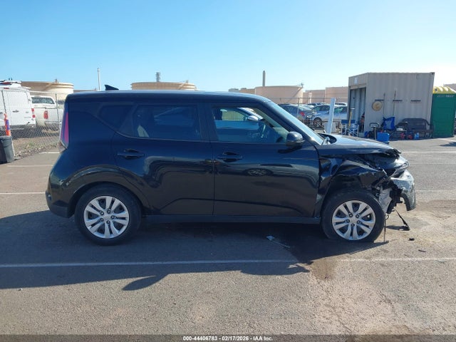Kia Soul Lx