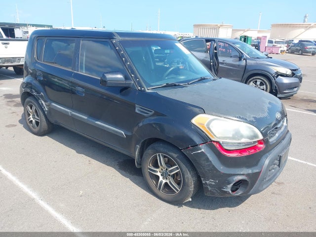 Salvage Kia Soul Image