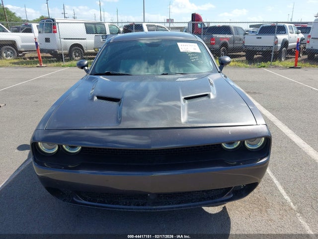 Dodge Challenger