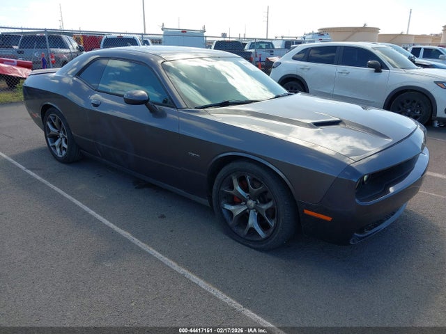 Salvage Dodge Challenger Image