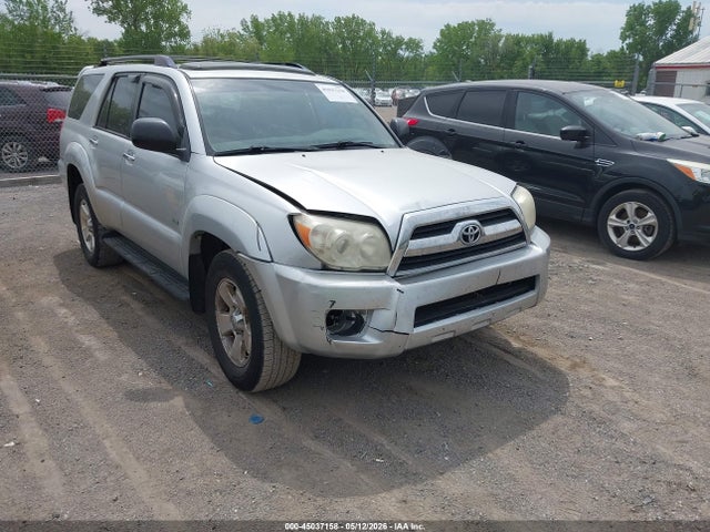 Salvage Toyota 4Runner Image