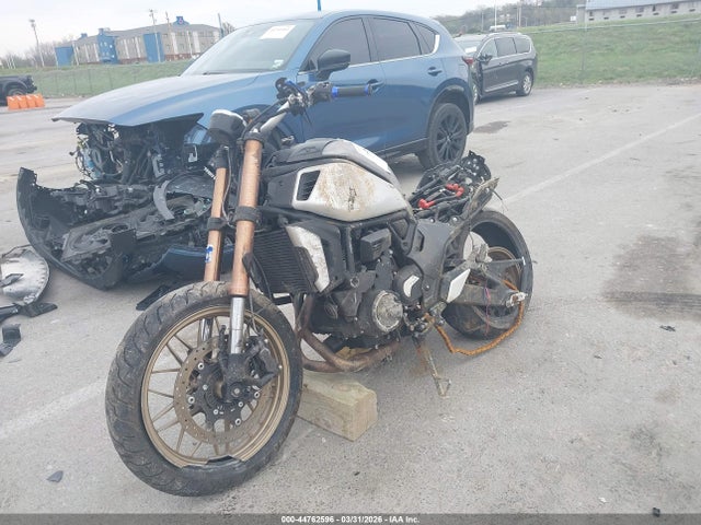Cf Moto 700 CL X