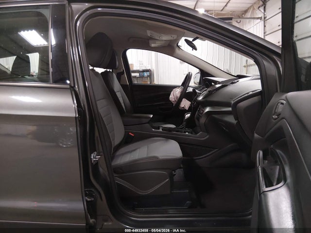 Ford Escape S