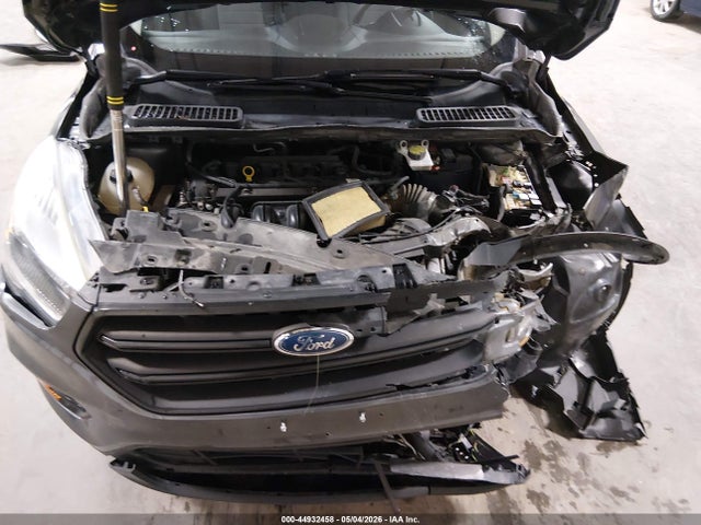 Ford Escape S