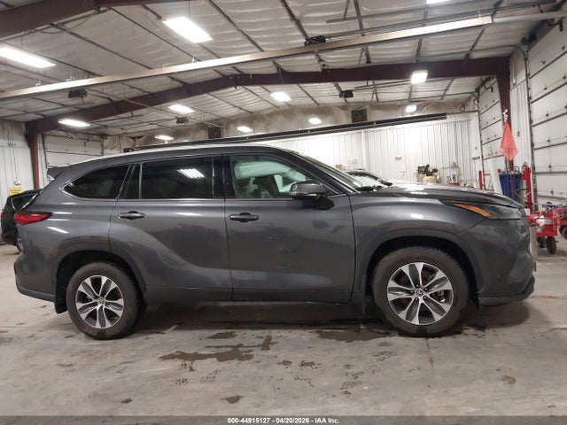 Toyota Highlander Xle
