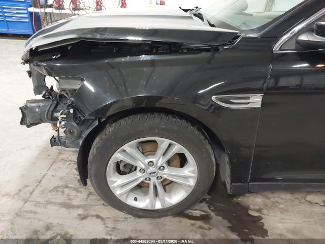 Ford Taurus Sel