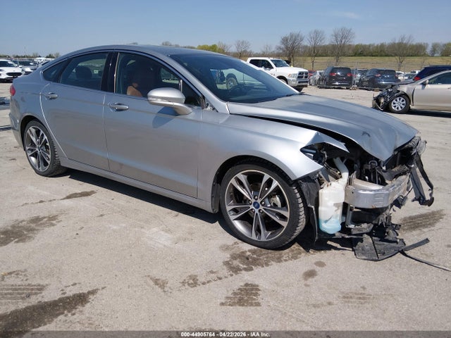 Salvage Ford Fusion Image