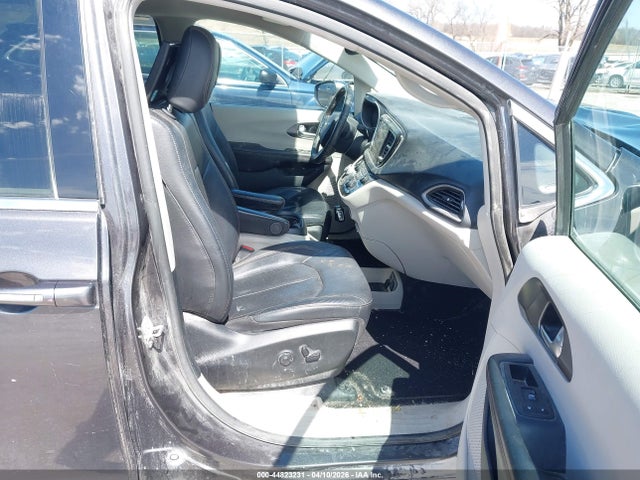 Chrysler Pacifica Touring L Plus