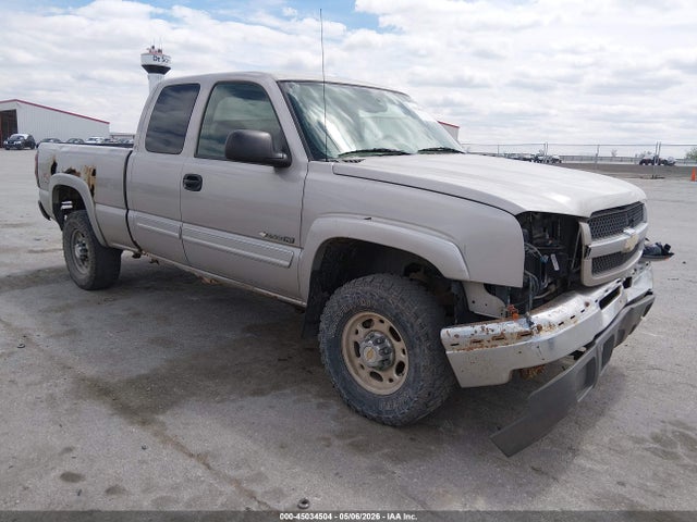 Salvage Chevrolet Silverado 2500 Image