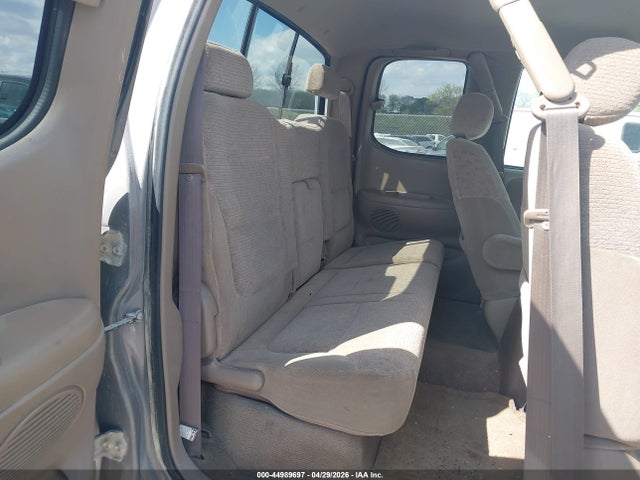 Toyota Tundra Ltd V8