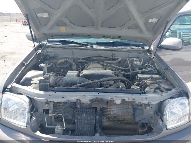 Toyota Tundra Ltd V8