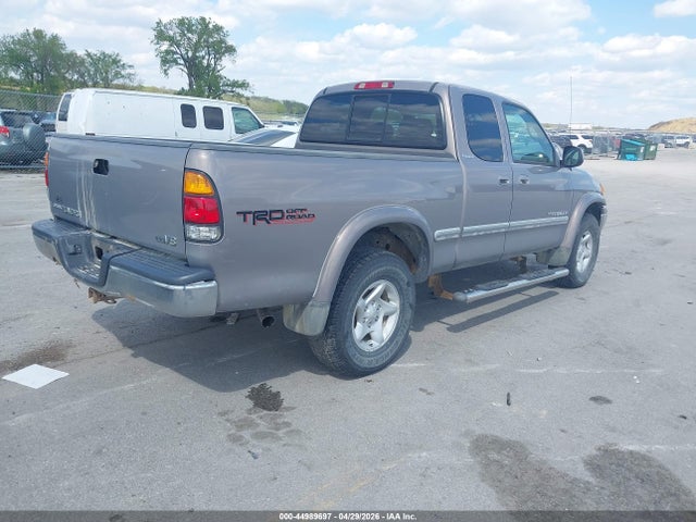 Toyota Tundra Ltd V8