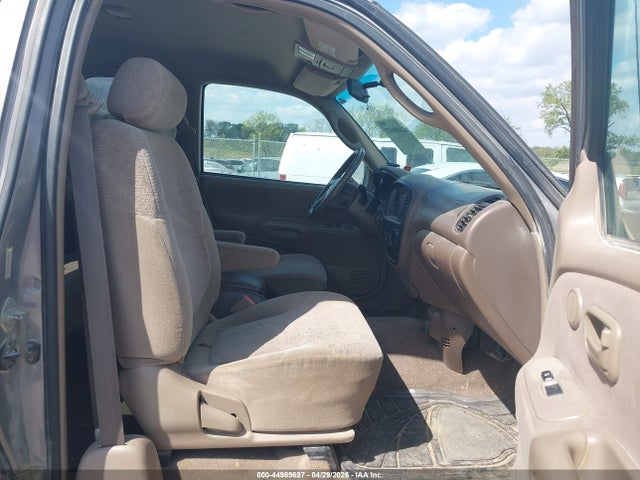 Toyota Tundra Ltd V8