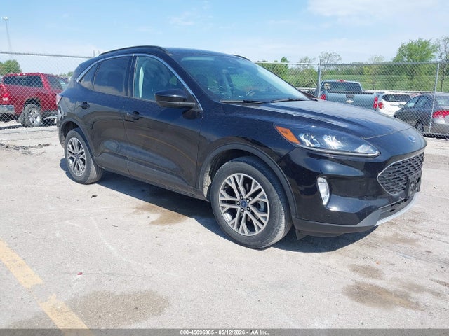 Salvage Ford Escape Image