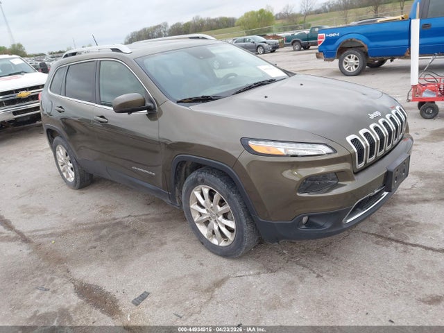 Salvage Jeep Cherokee Image