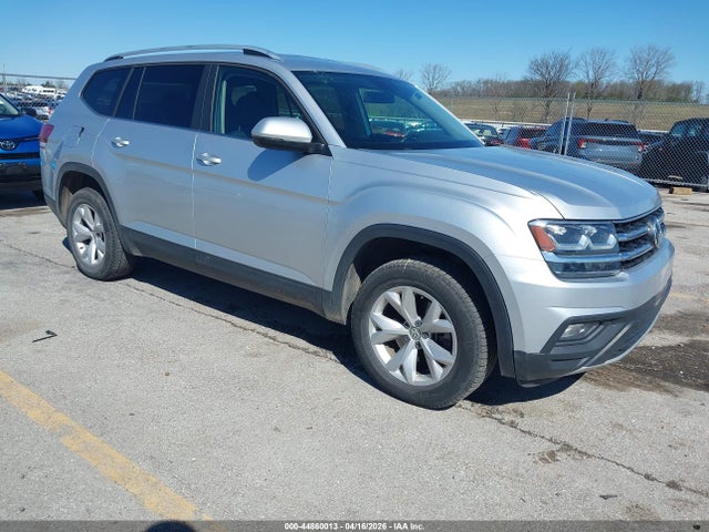 Salvage Volkswagen Atlas Image