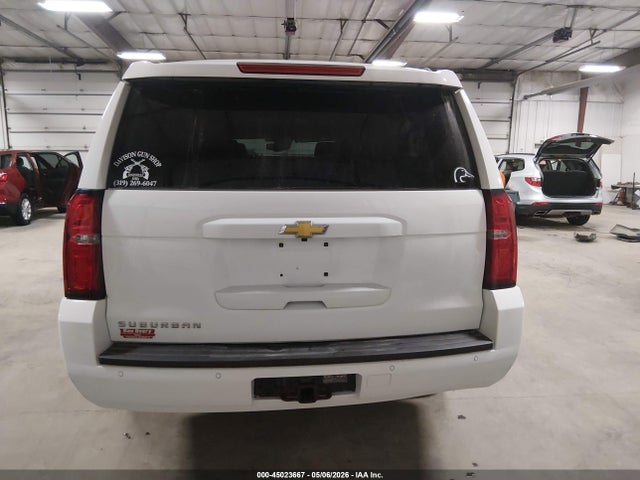 Chevrolet Suburban 1500 Lt