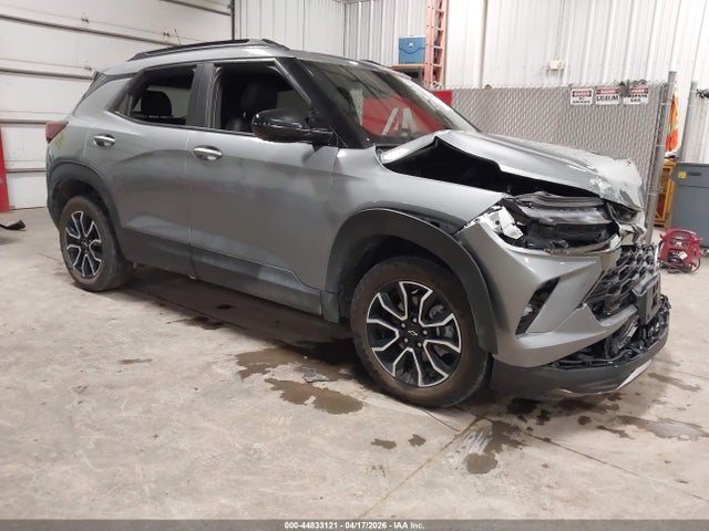 Salvage Chevrolet Trailblazer Image