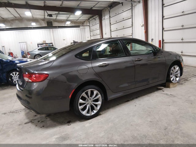 Chrysler 200 S