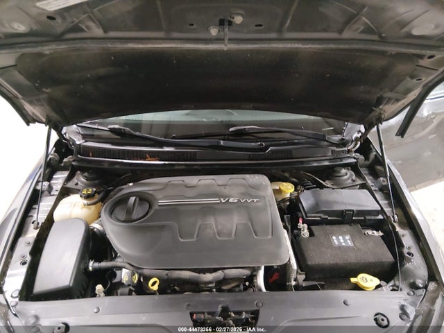 Chrysler 200 S