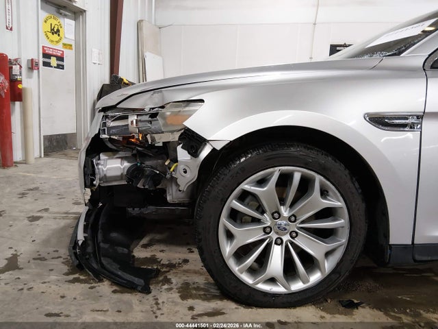 Ford Taurus Limited
