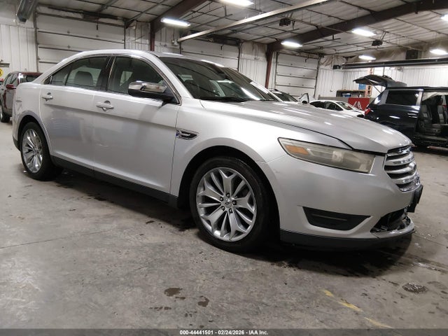 Salvage Ford Taurus Image