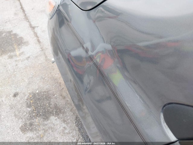 Nissan Versa 1.6 S+