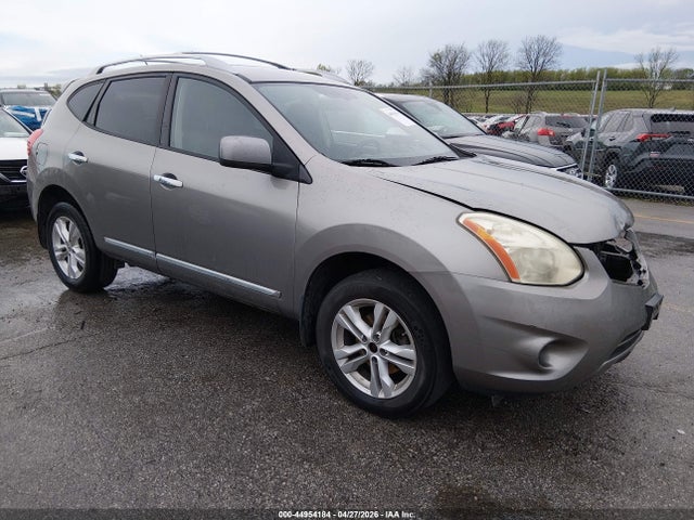 Salvage Nissan Rogue Image