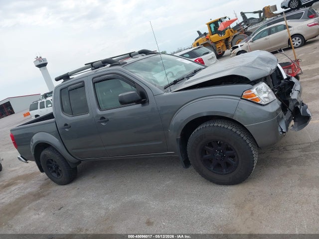 Nissan Frontier Sv